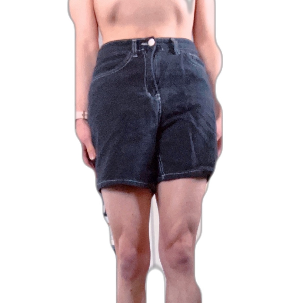 BLACK JEAN SHORTS - Picture 2 of 3
